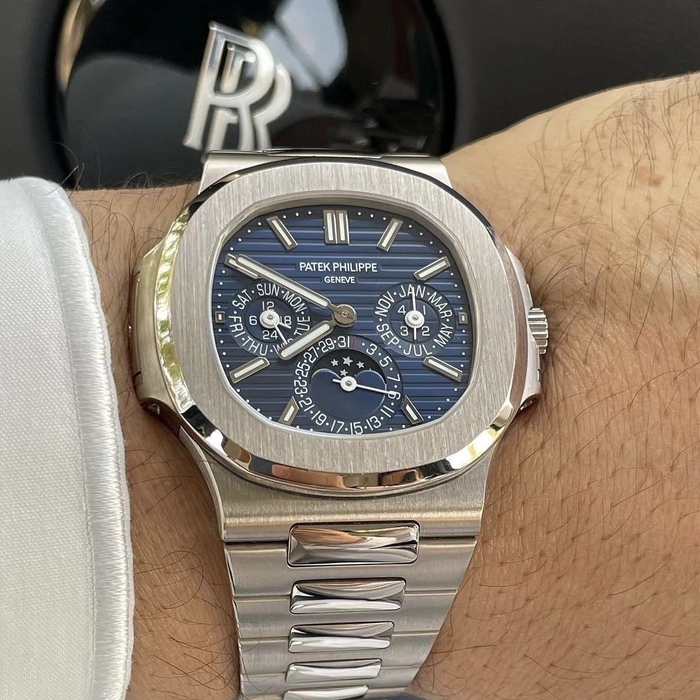 百达翡丽Ref 5976G,白金款鹦鹉螺,限量版 1300 件
