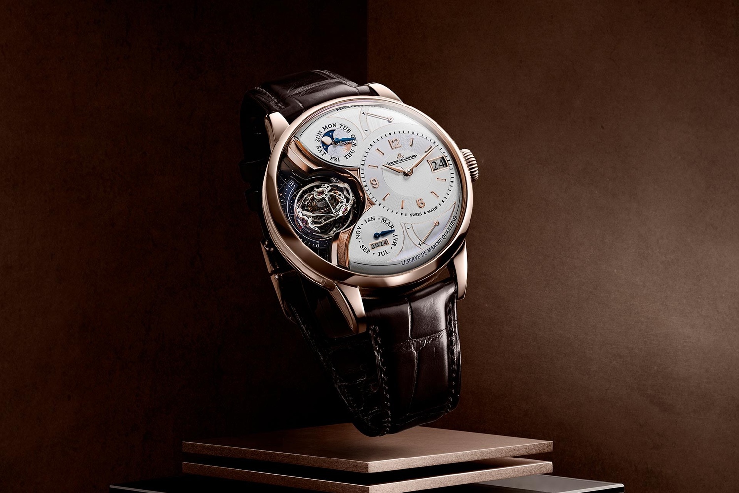 Duometre Heliotourbillon Perpetual 18K玫瑰金表壳，表径44毫米，时、分、秒、三轴陀飞轮、万年历(日期、星期、月份、年份)、月相、动力储存显示。